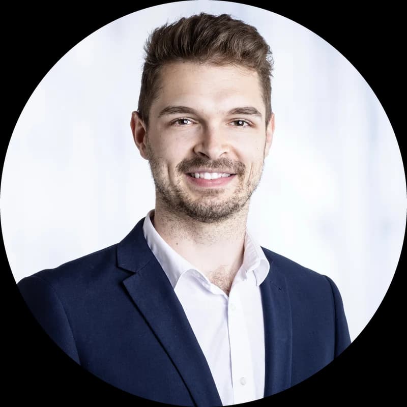 Jeremy, co-founder of Dumeau